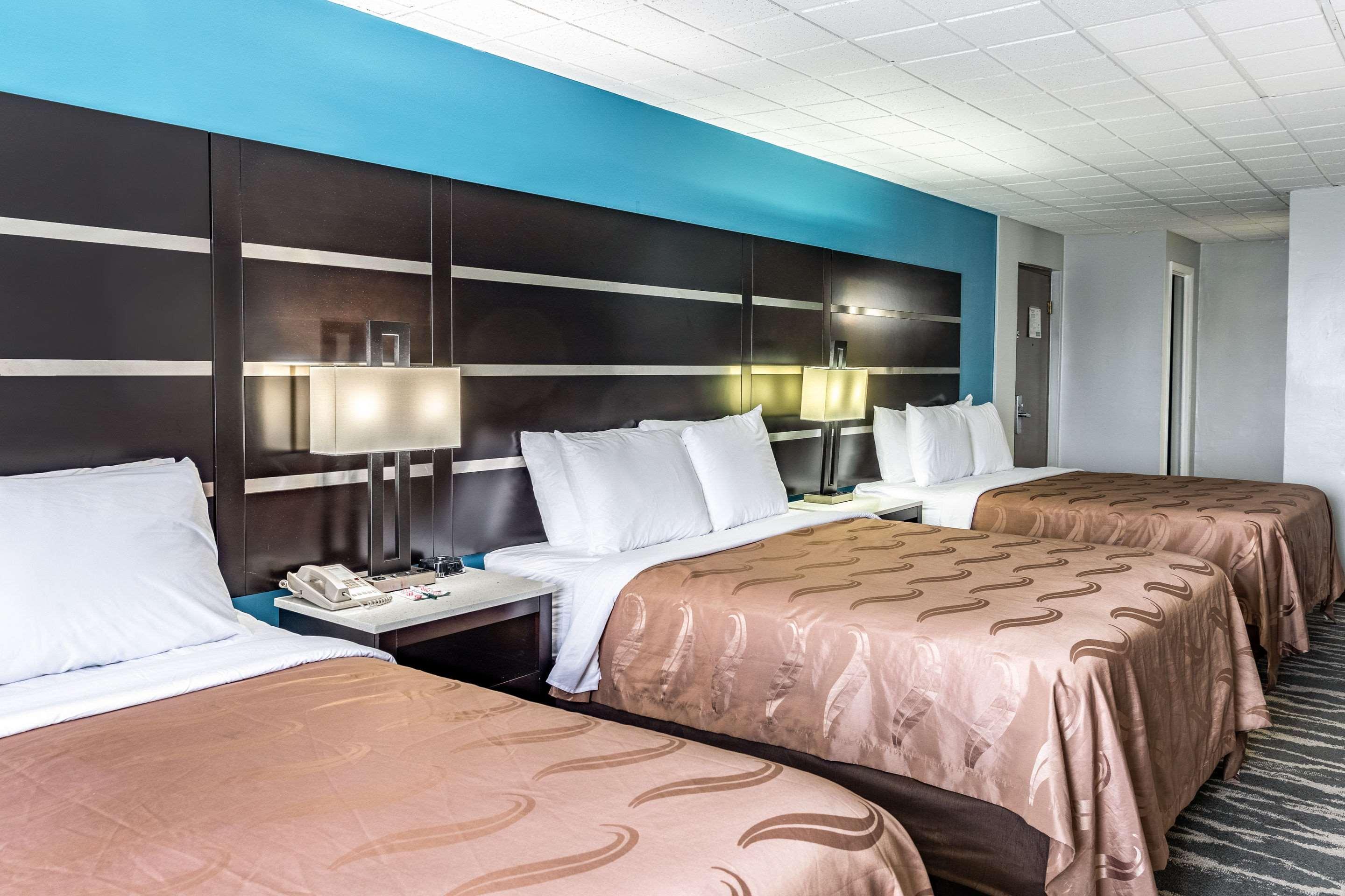 Quality Inn East Stroudsburg - Poconos Buitenkant foto