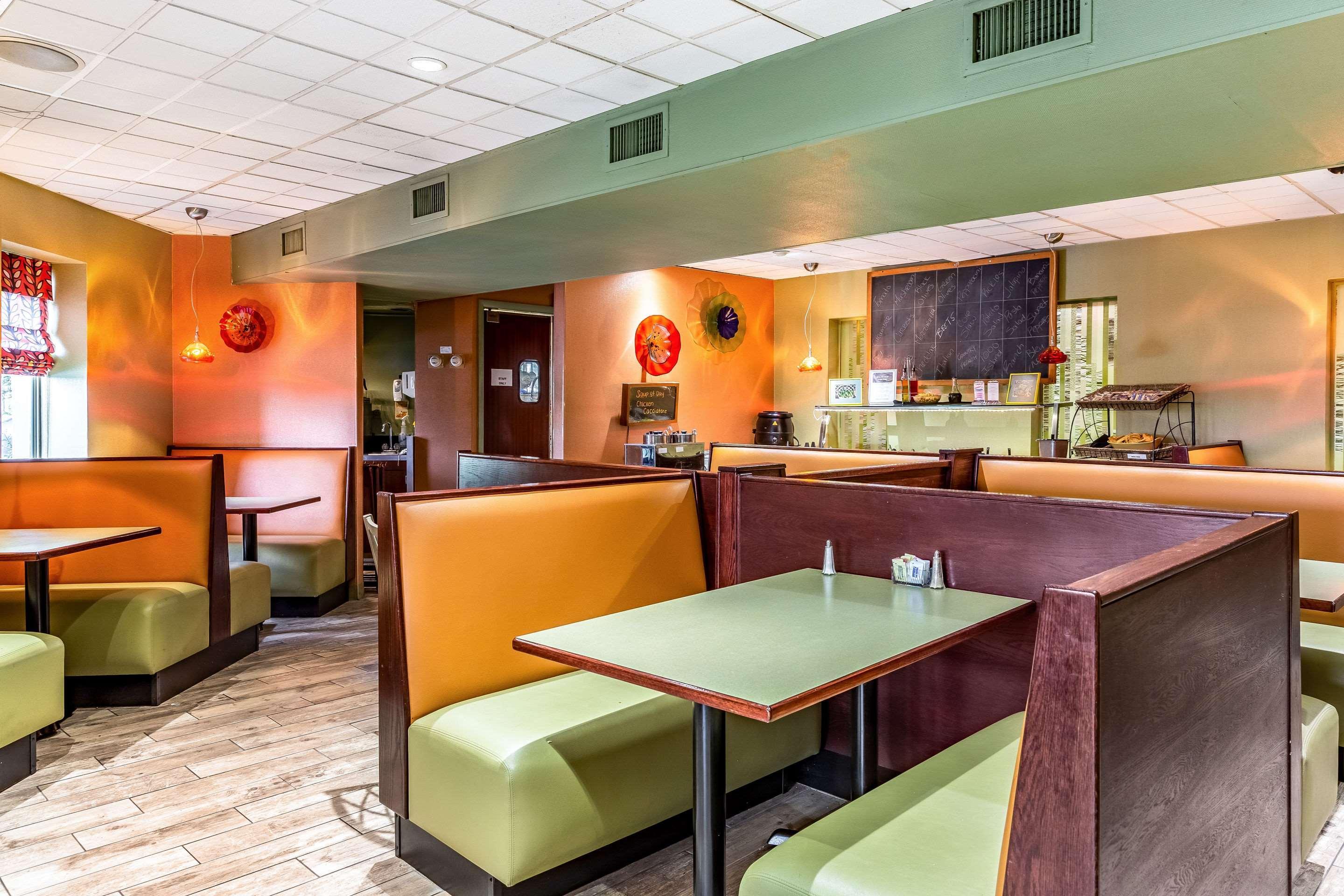 Quality Inn East Stroudsburg - Poconos Buitenkant foto