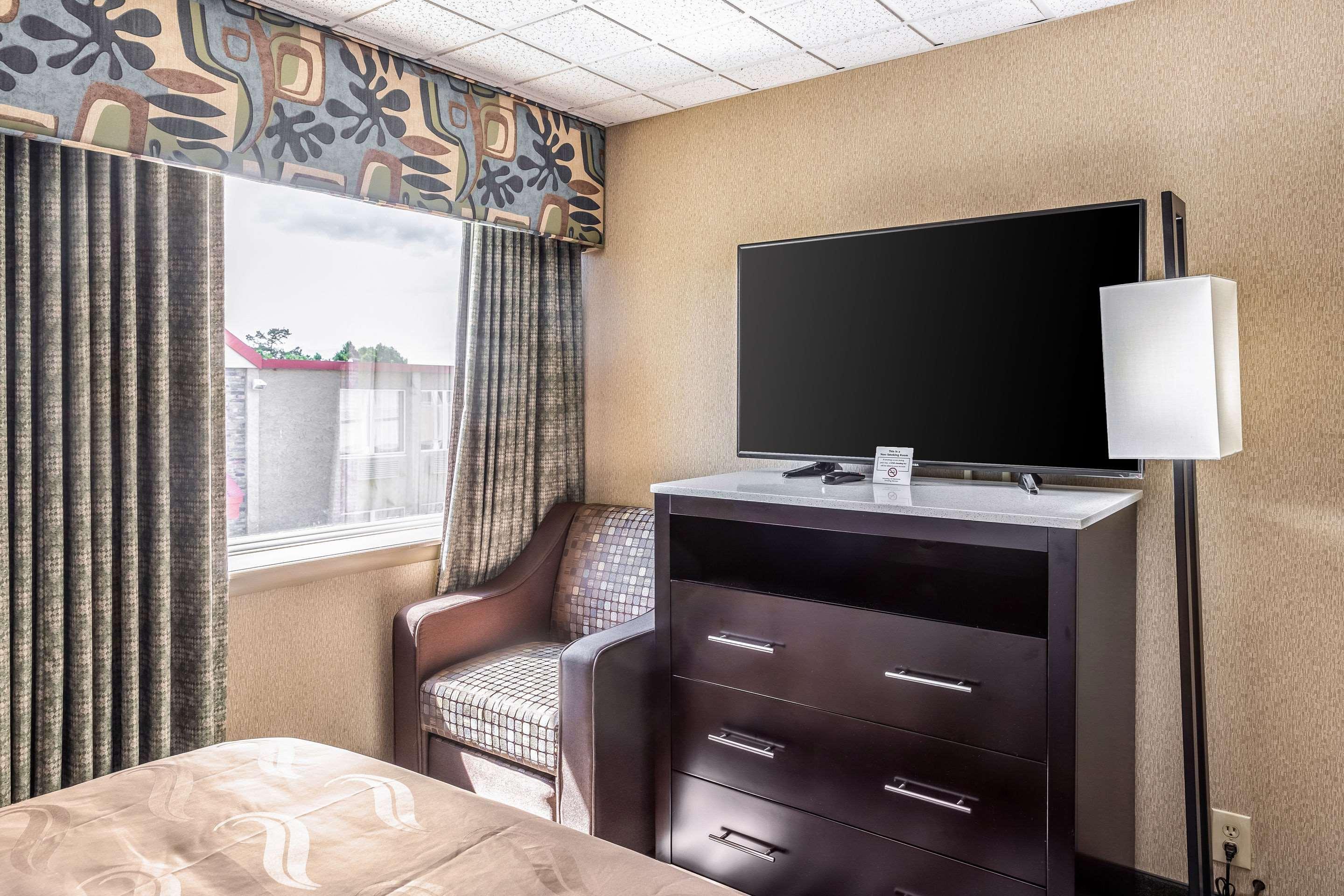 Quality Inn East Stroudsburg - Poconos Buitenkant foto